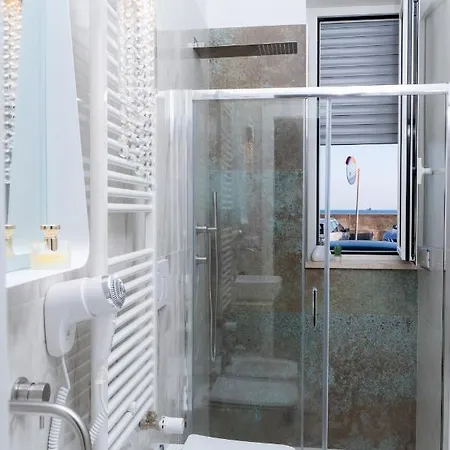 Affittacamere Fronte Mare Relais Stapane *