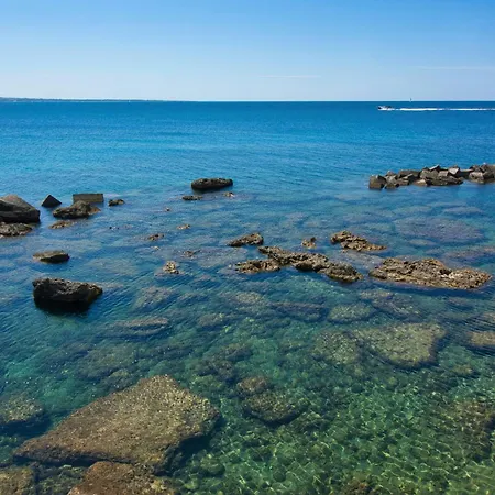 Fronte Mare Relais Stapane *