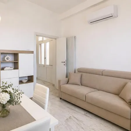 בית הארחה Frontemare By Symphonya Luxury 3*
